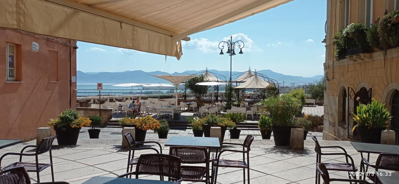 Cozy Suite Centro Cagliari Exterior foto